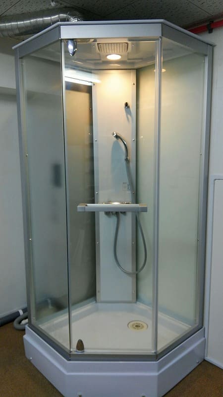 MKクリエーション　シャワーユニットMK-050SB　電気温水器　施工例