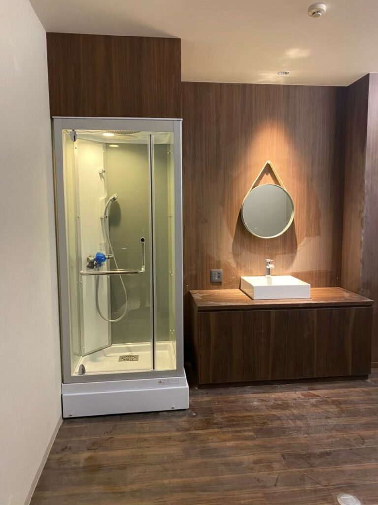 MKクリエーションの完全防水シャワーユニット　エステサロンへの施工例